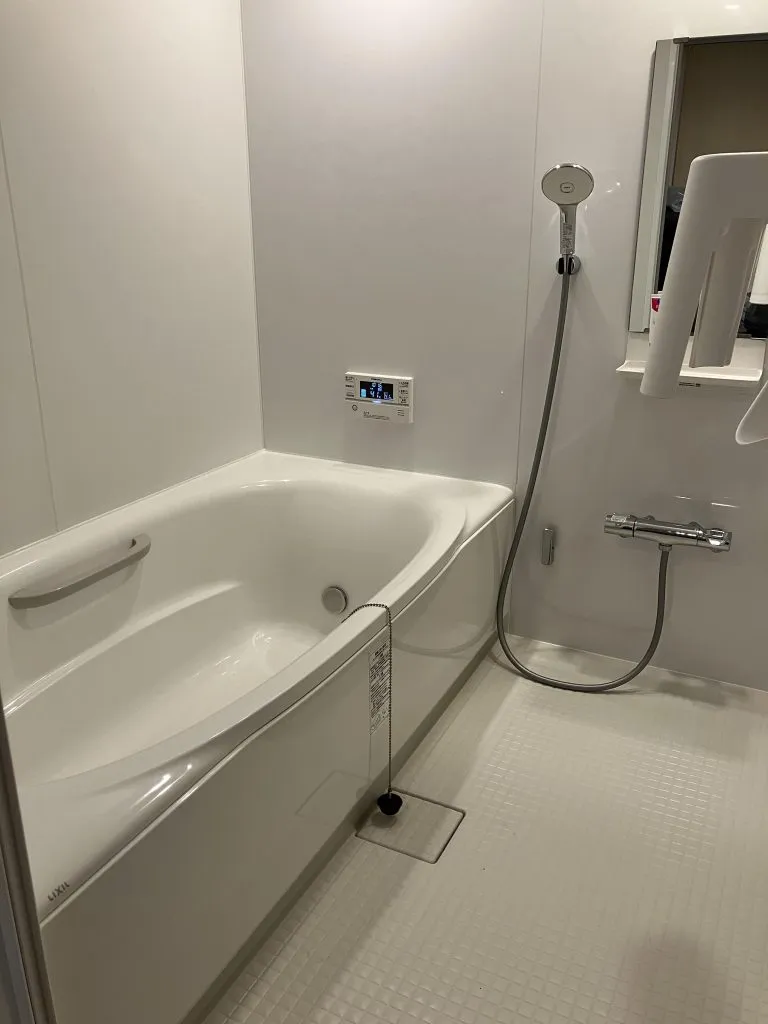 お風呂も入ることができます。おうちに帰ってもさみしくないようにそんな素敵な思いの詰まった施設の建築のお手伝いができました。