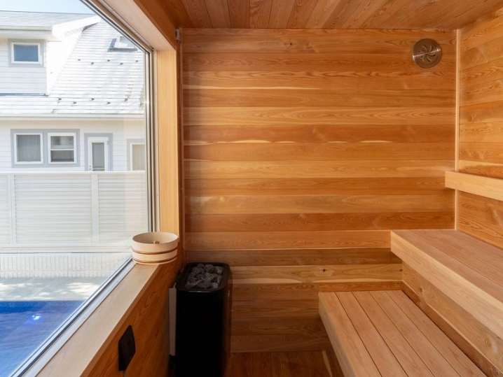 木板張りの雰囲気がとてもいい雰囲気です。