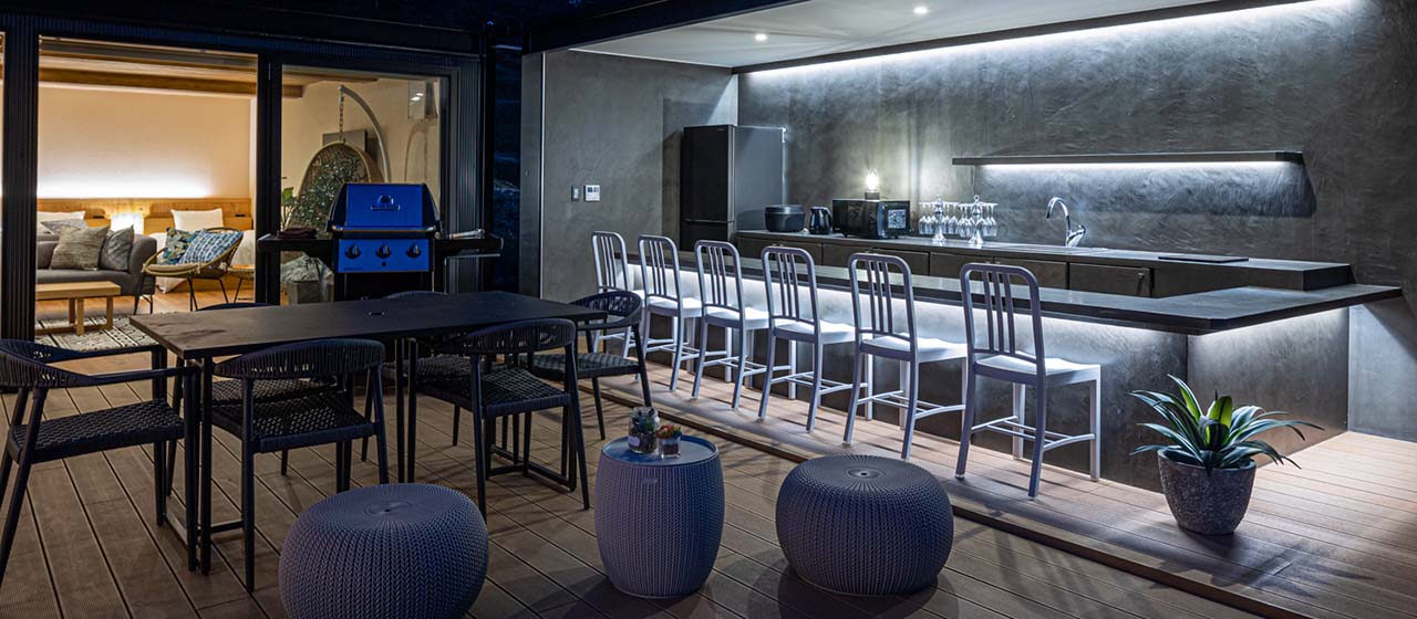 今でも根強い人気のある弊社のモールテックスキッチン＆ＢＡＲカウンター