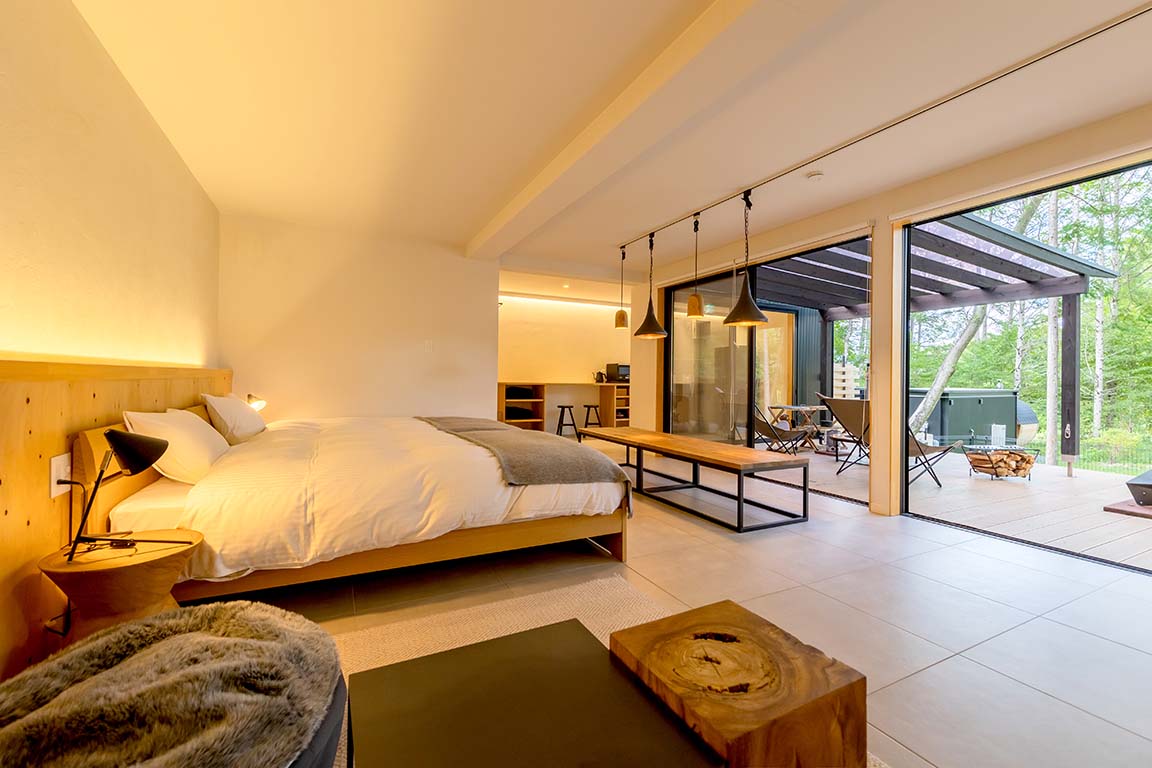 広々したリビングや寝室でゆったり旅を楽しむことができます。詰め込み過ぎないことも宿泊施設の空間には重要です。