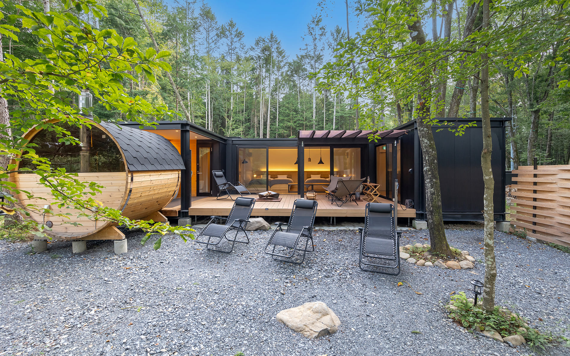 弊社の事例の中でも自然や設備のバランスの良さから大変人気の宿泊施設です。